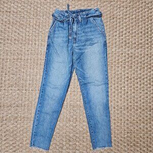 HOLLISTER high rise Mom Jeans